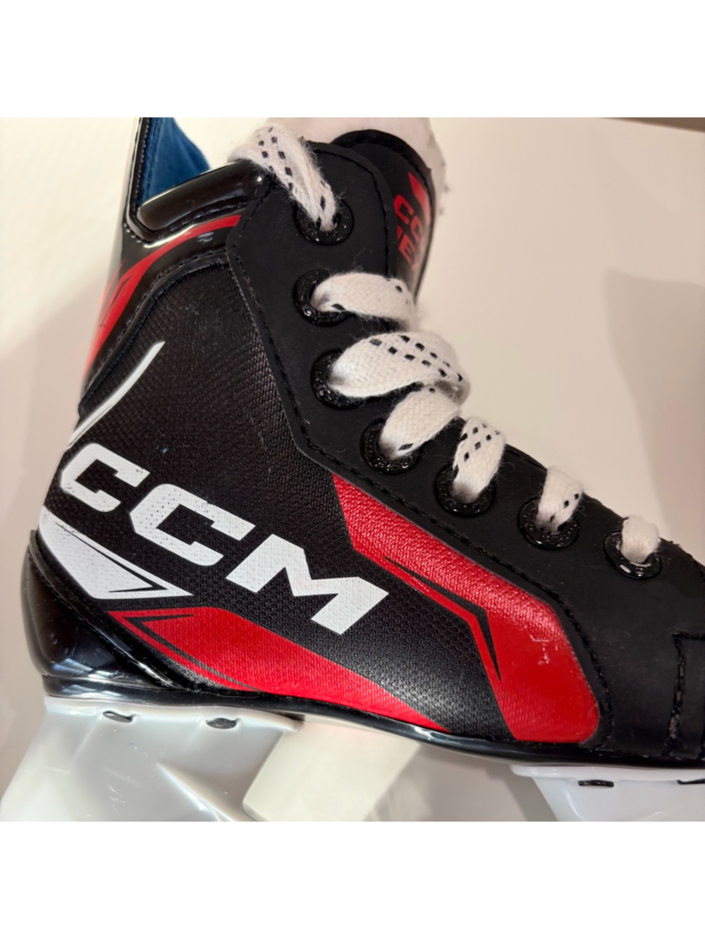 CCM - Picture 4 of 8